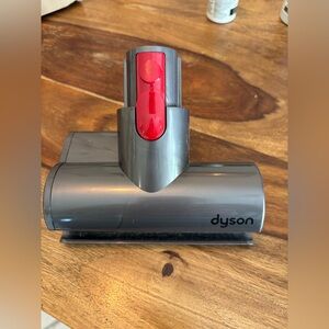 Dyson Attachment